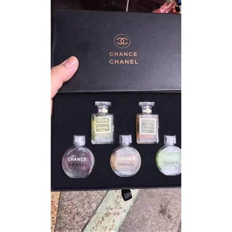 chanel scents for traveling